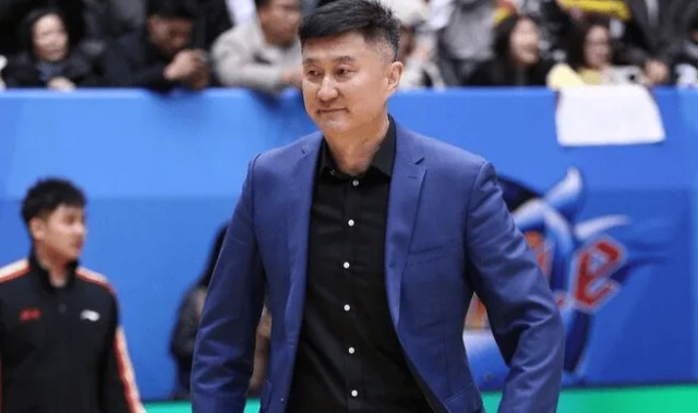 开云体育下载-杜锋：钟诚这两年把吉林带的不错，来到客场打比赛都很困难