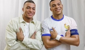 开云-姆巴佩谈自己的蜡像亮相：太神奇了，这就是我本人！