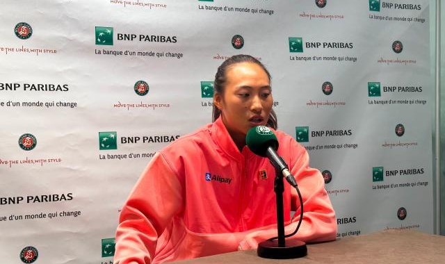 开云体育下载-郑钦文：“这场失利对我是挺大的伤害”