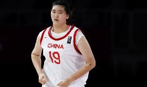 赵环宇：张子宇黄思静要改善对禁区的保护 不然亚洲杯很难赢澳洲