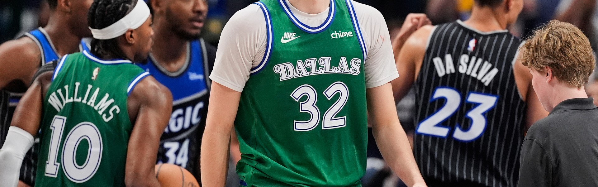 开云官网-弗拉格51分成NBA历史最年轻50分先生 魔术客胜独行侠