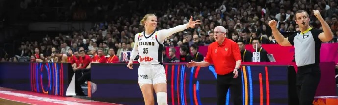 媒体人：比利时女篮进攻流畅是建立在球员的基本功足够扎实